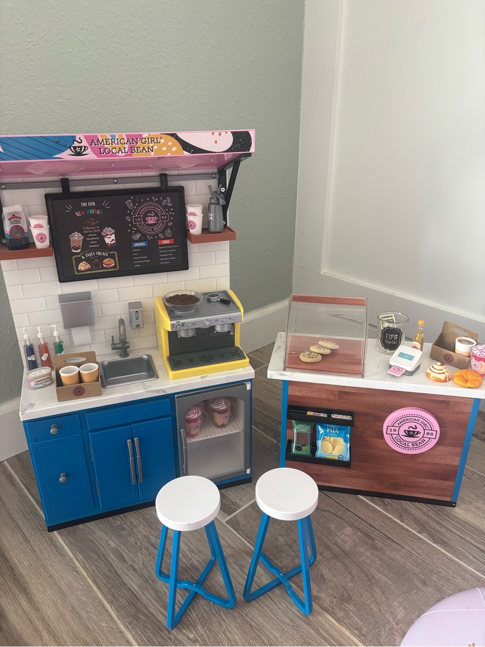 American Girl Local Bean Play Café Set - Blue, Yellow, Pink Accents